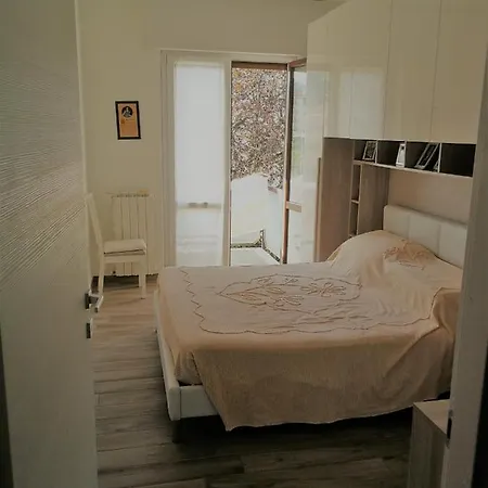 Rocca View Central Flat Apartment