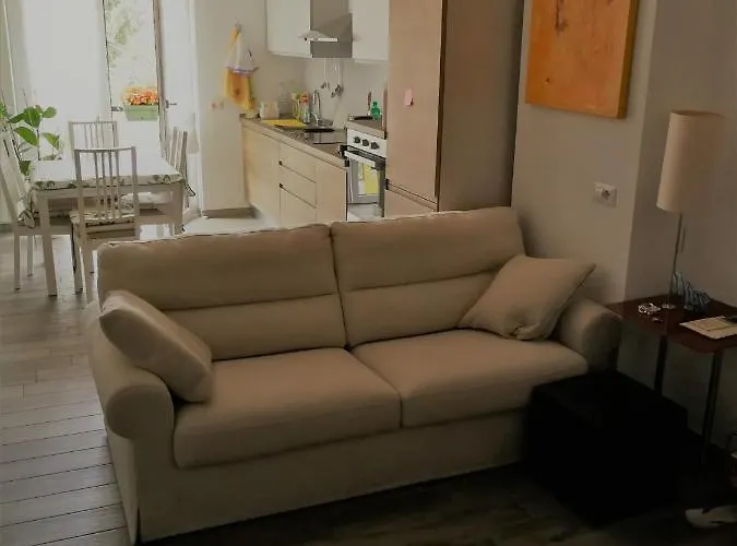 Rocca View Central Flat Arona